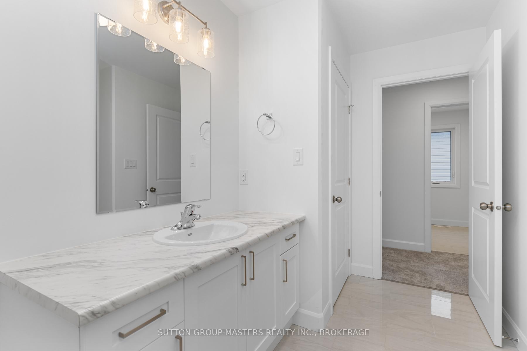 Photo 34 of 203 Superior Drive, Loyalist, Amherstview — HOMEH