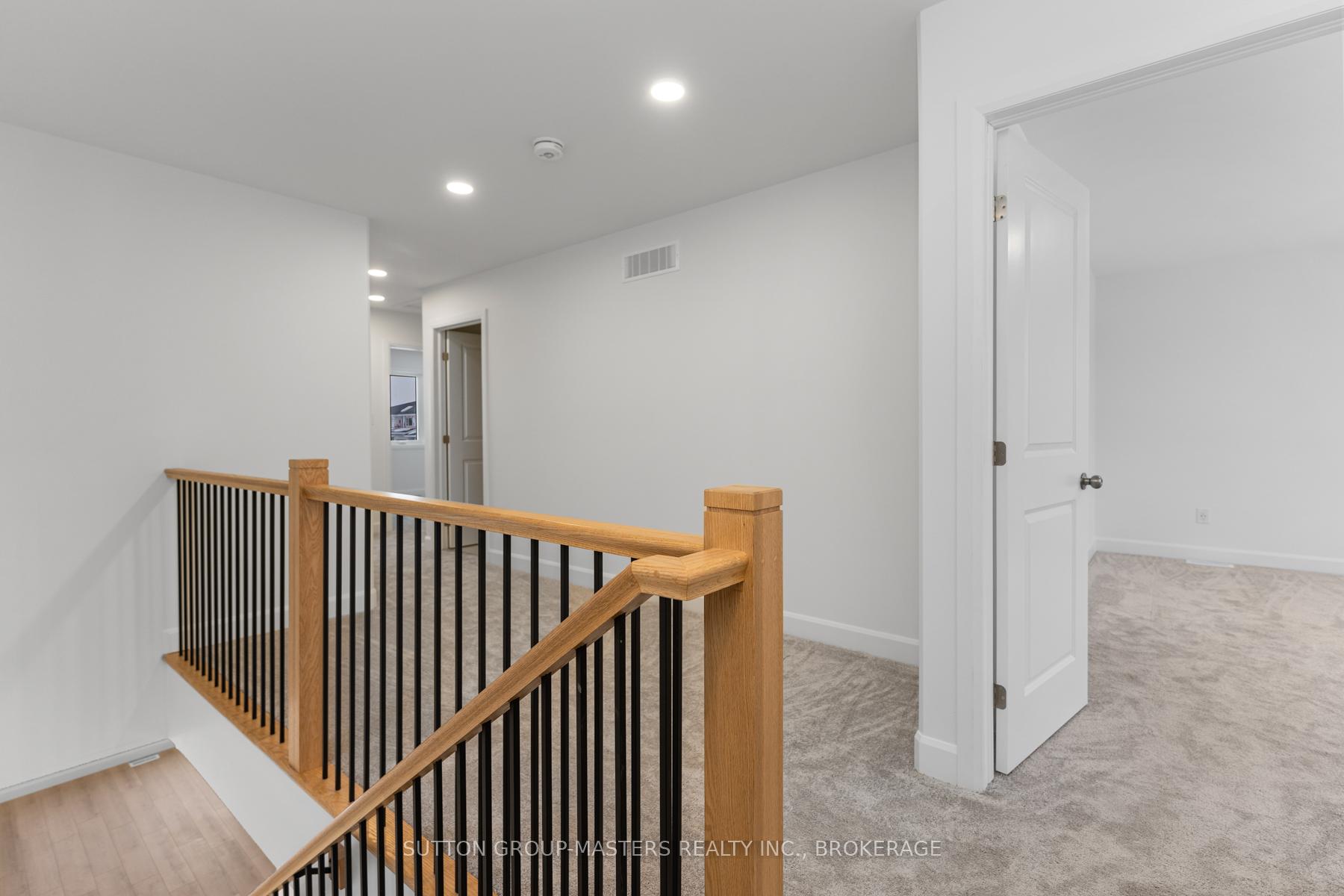 Photo 36 of 203 Superior Drive, Loyalist, Amherstview — HOMEH