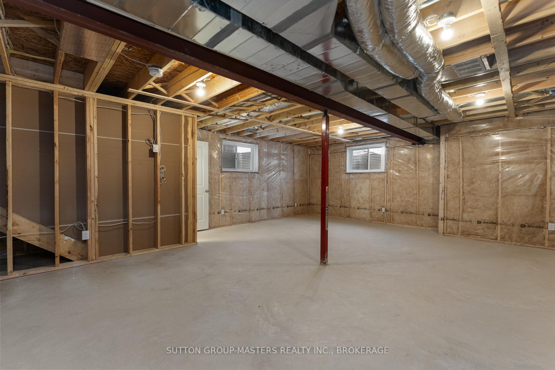 Photo 38 of 203 Superior Drive, Loyalist, Amherstview — HOMEH