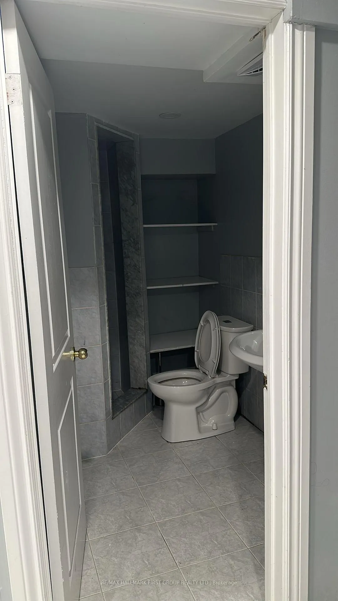 Photo 3 of Unit BSMT, 198 Coppard Avenue, Markham, Middlefield — HOMEH