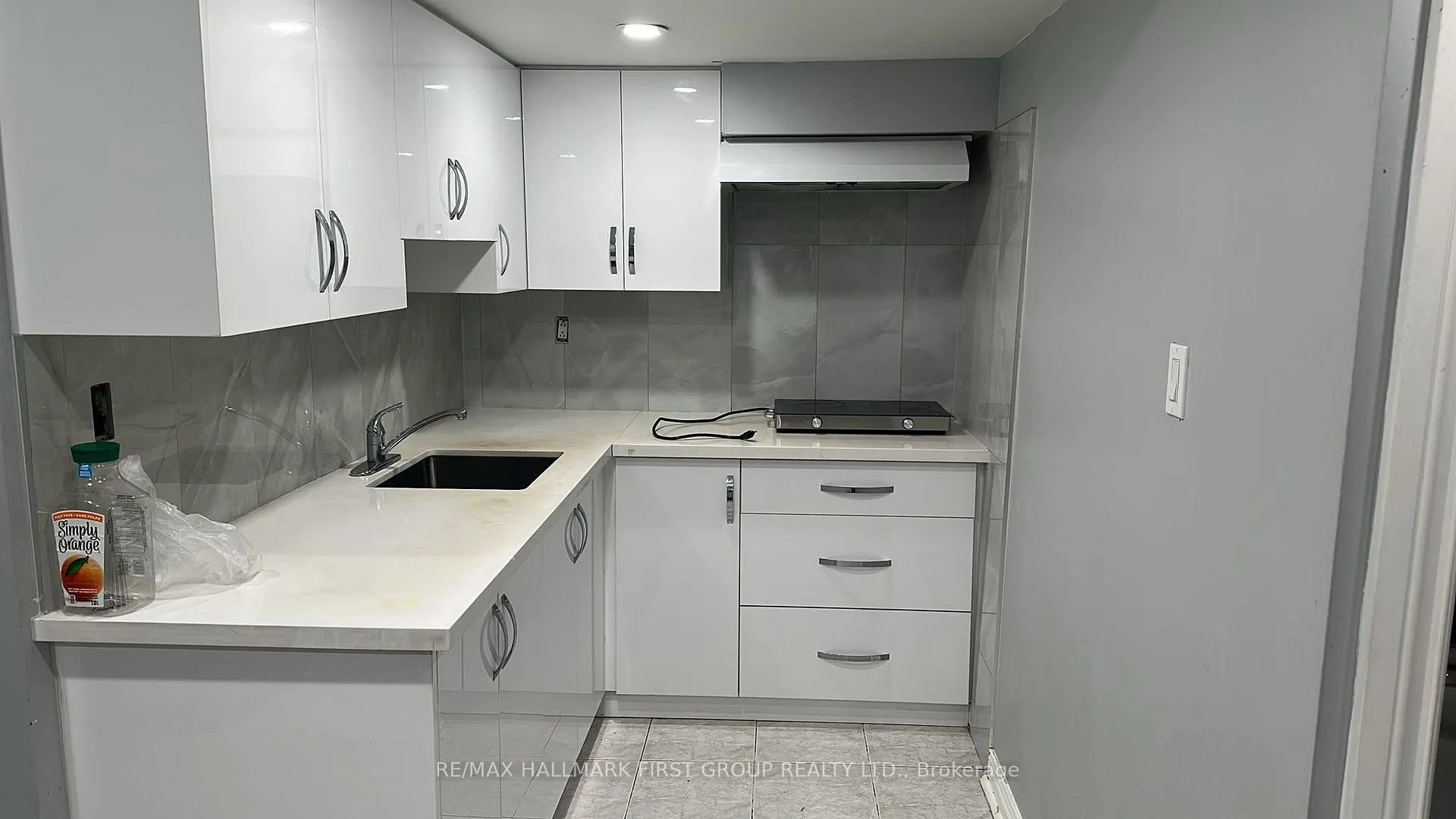 Photo 4 of Unit BSMT, 198 Coppard Avenue, Markham, Middlefield — HOMEH