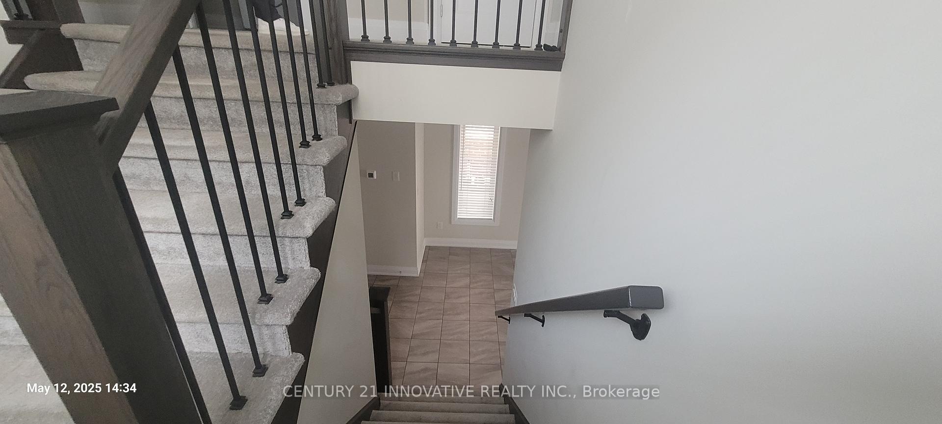 Photo 3 of 233 Sedgewood Street, Kitchener, Doon South — HOMEH