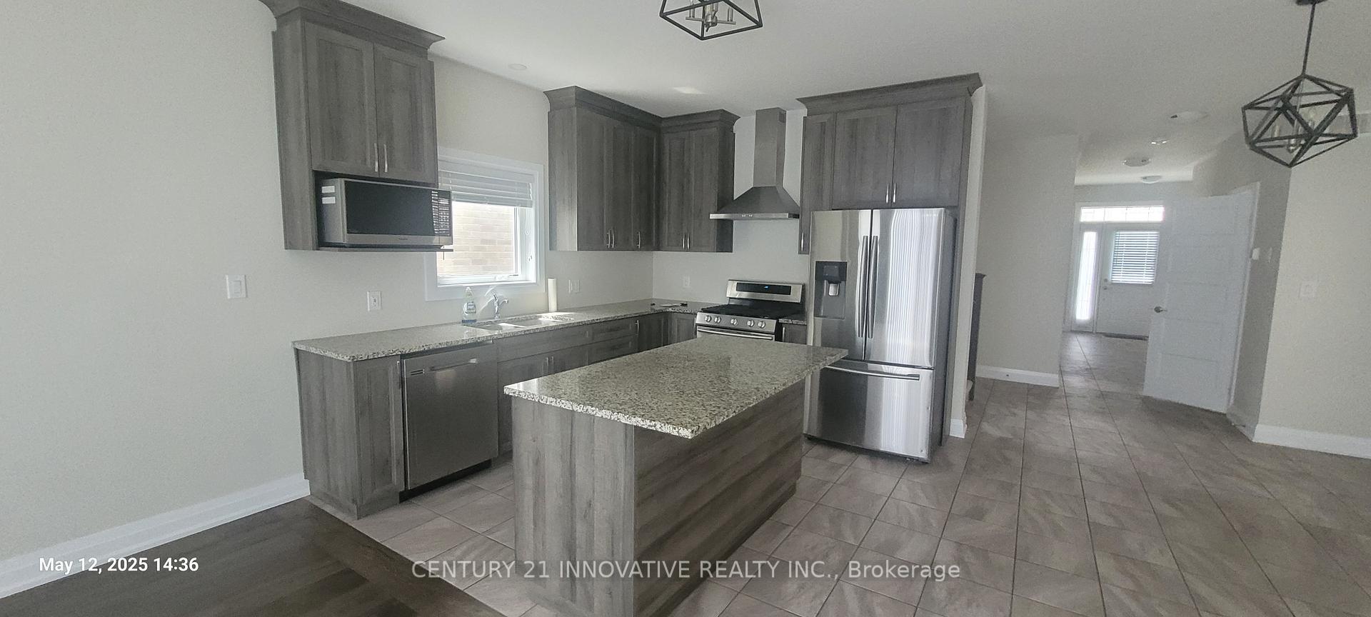 Photo 5 of 233 Sedgewood Street, Kitchener, Doon South — HOMEH