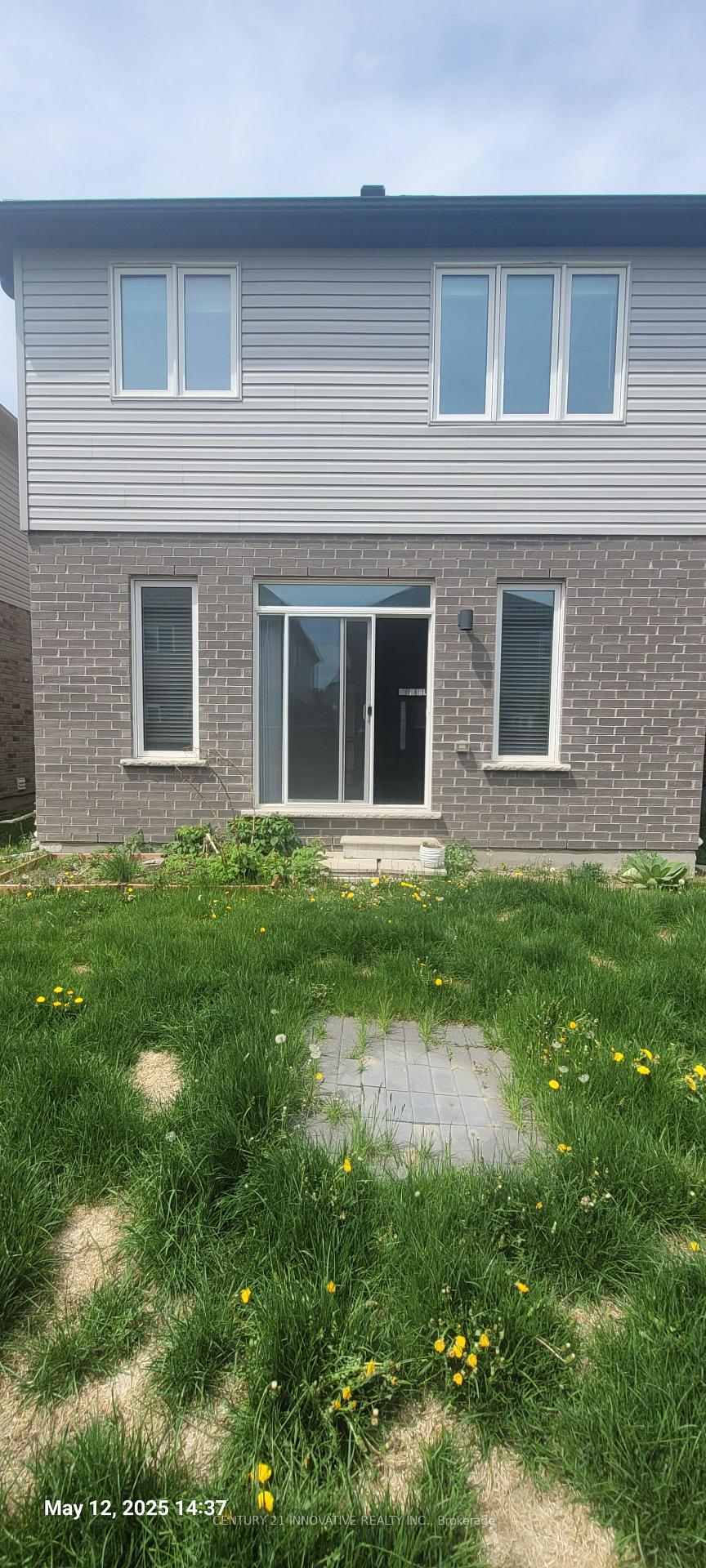 Photo 10 of 233 Sedgewood Street, Kitchener, Doon South — HOMEH