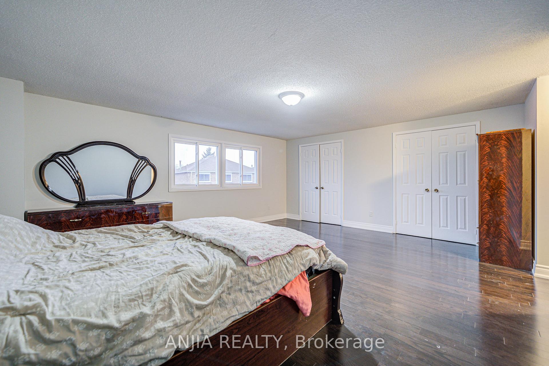 Photo 21 of 34 Terrosa Road, Markham, Middlefield — HOMEH