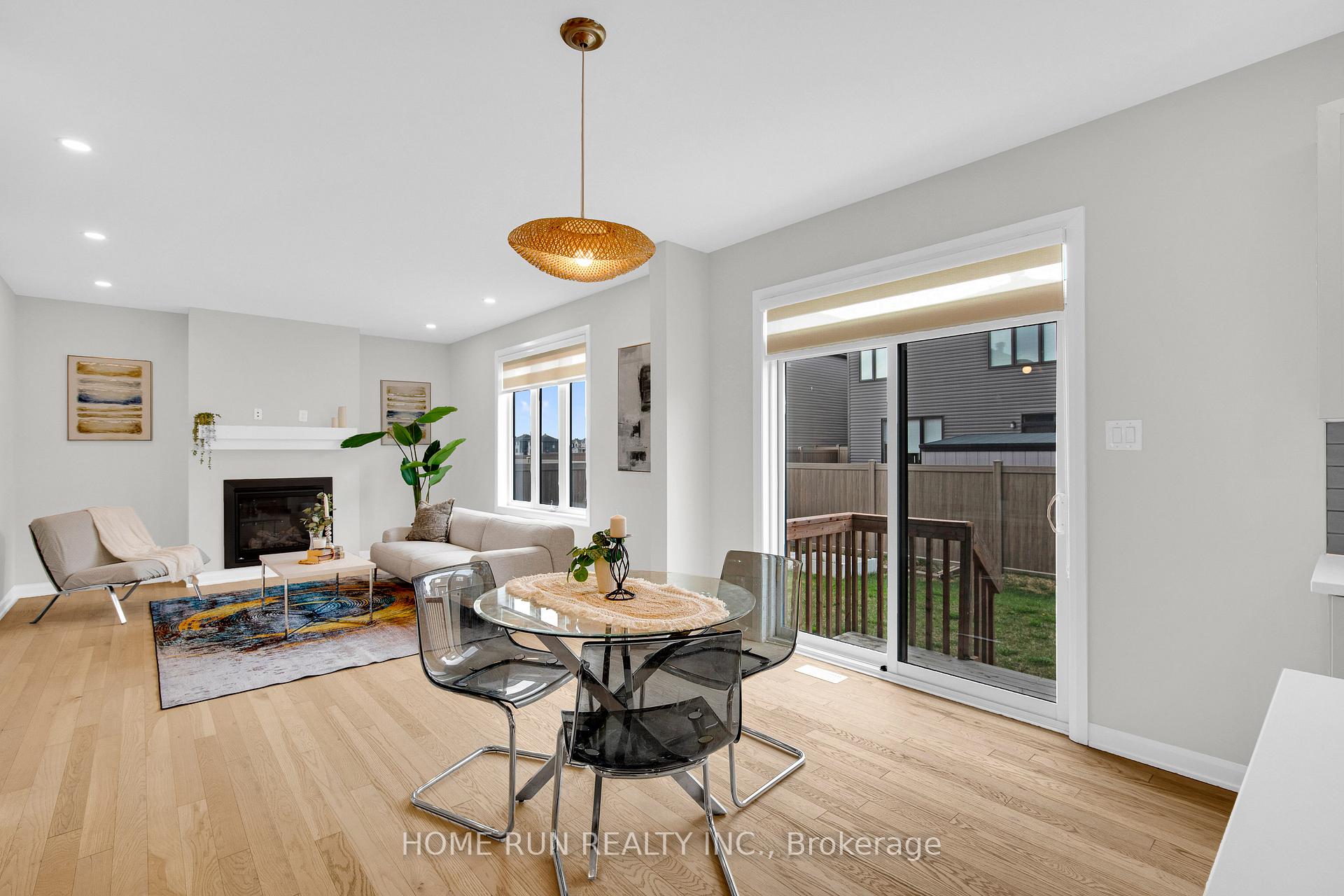 Photo 20 of 23 Jetty Drive, Ottawa, Mahogany Community — HOMEH