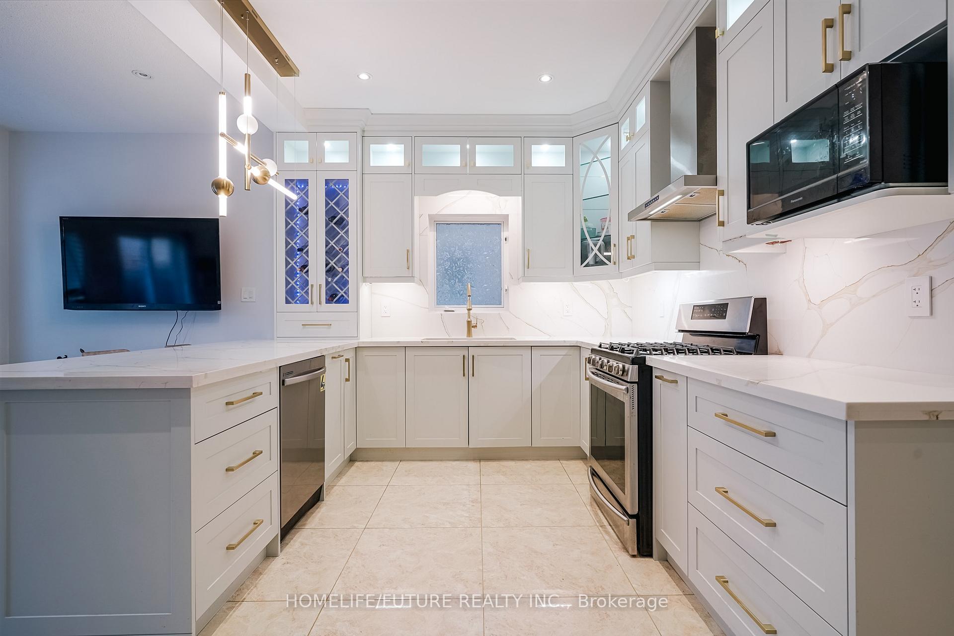 Photo 9 of 92 Jack Monkman Crescent, Markham, Cedarwood — HOMEH