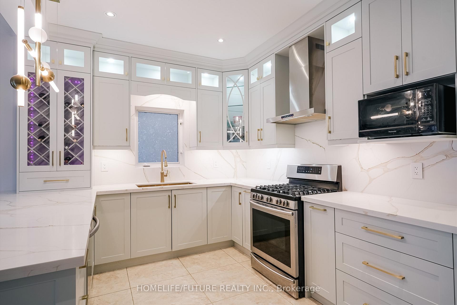 Photo 10 of 92 Jack Monkman Crescent, Markham, Cedarwood — HOMEH