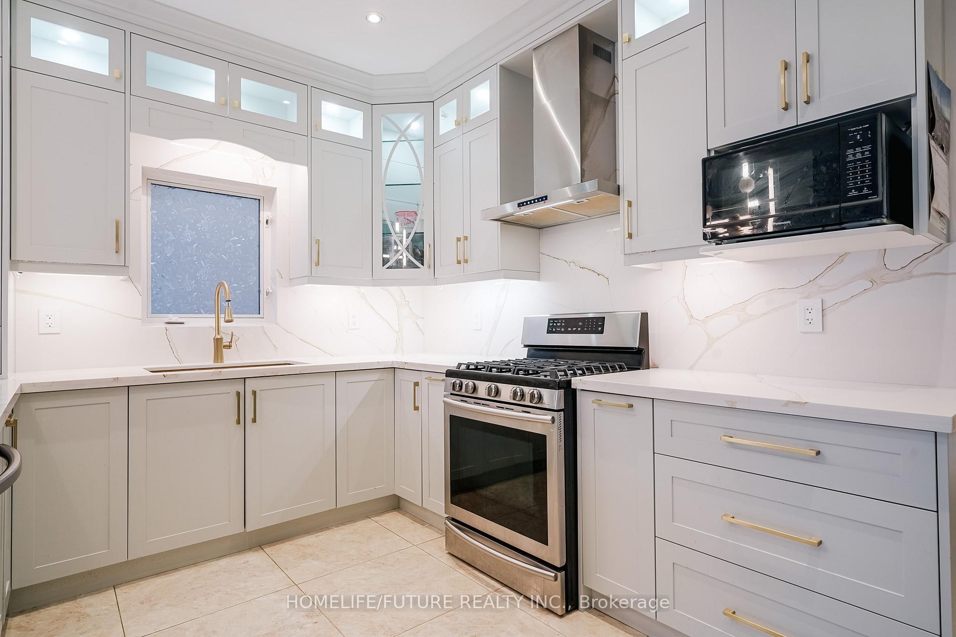 Photo 11 of 92 Jack Monkman Crescent, Markham, Cedarwood — HOMEH