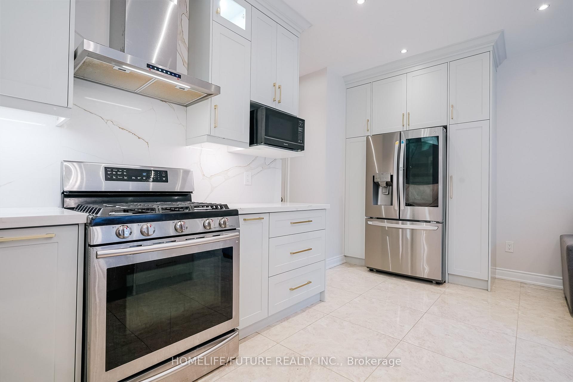 Photo 13 of 92 Jack Monkman Crescent, Markham, Cedarwood — HOMEH
