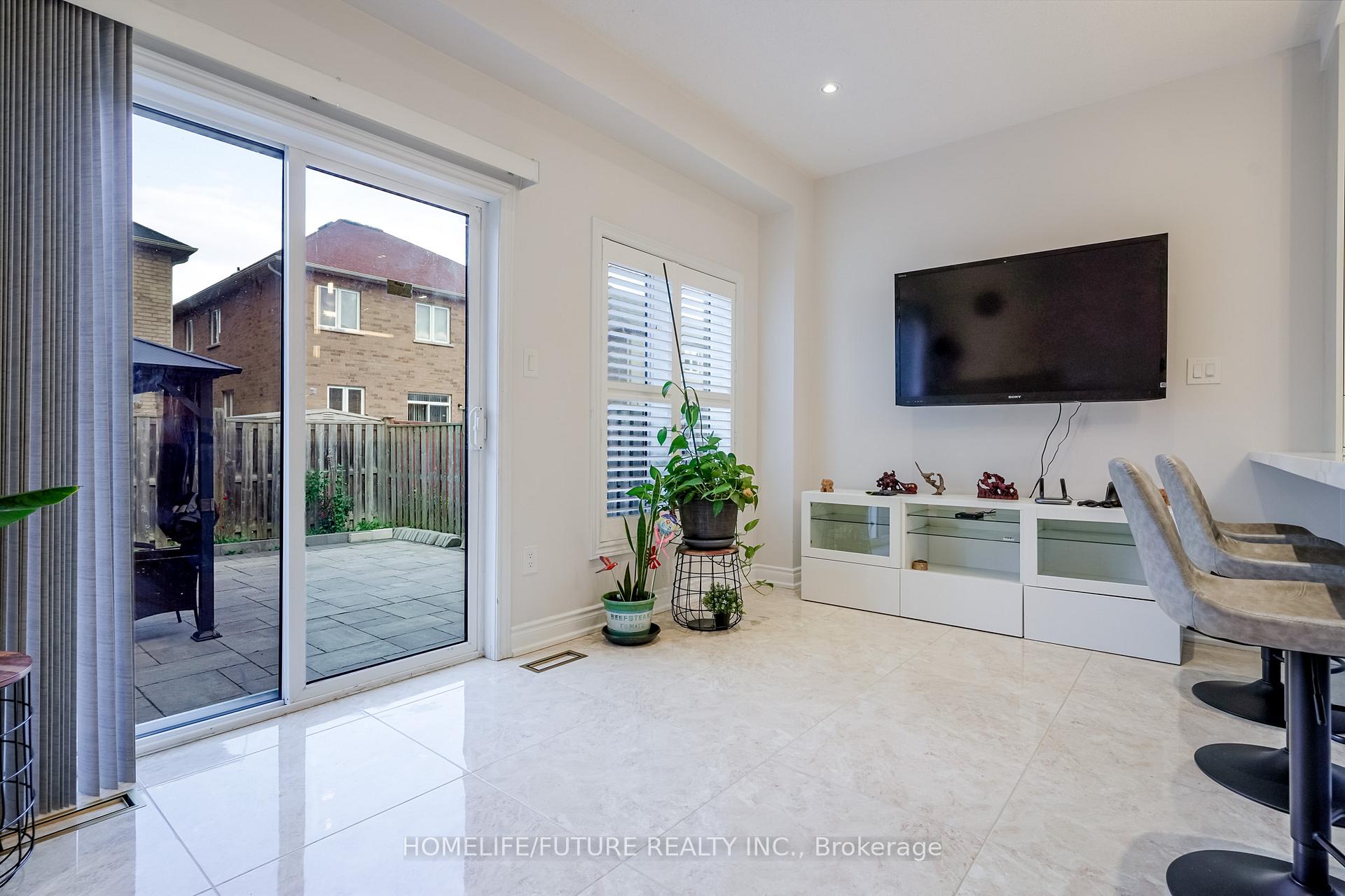 Photo 16 of 92 Jack Monkman Crescent, Markham, Cedarwood — HOMEH