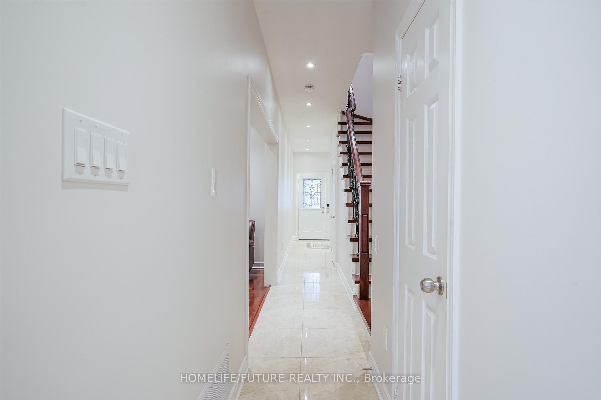 Photo 21 of 92 Jack Monkman Crescent, Markham, Cedarwood — HOMEH