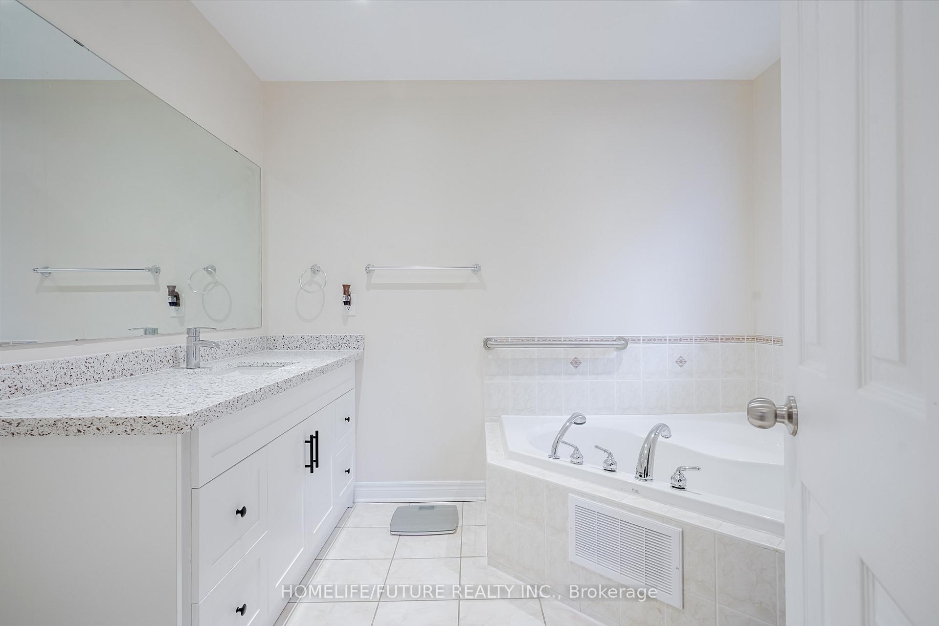 Photo 25 of 92 Jack Monkman Crescent, Markham, Cedarwood — HOMEH