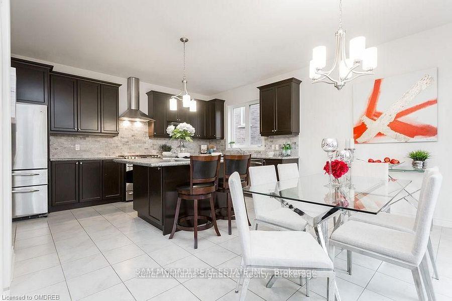 Photo 7 of 184 Raymond Road, Hamilton, Ancaster — HOMEH