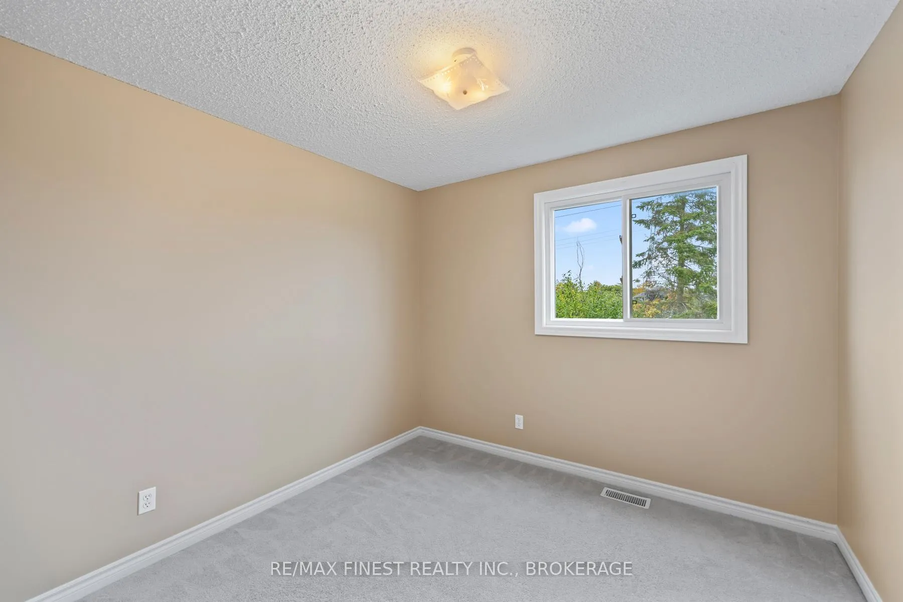 Photo 25 of 830 Peachwood Street, Kingston, City Northwest — HOMEH