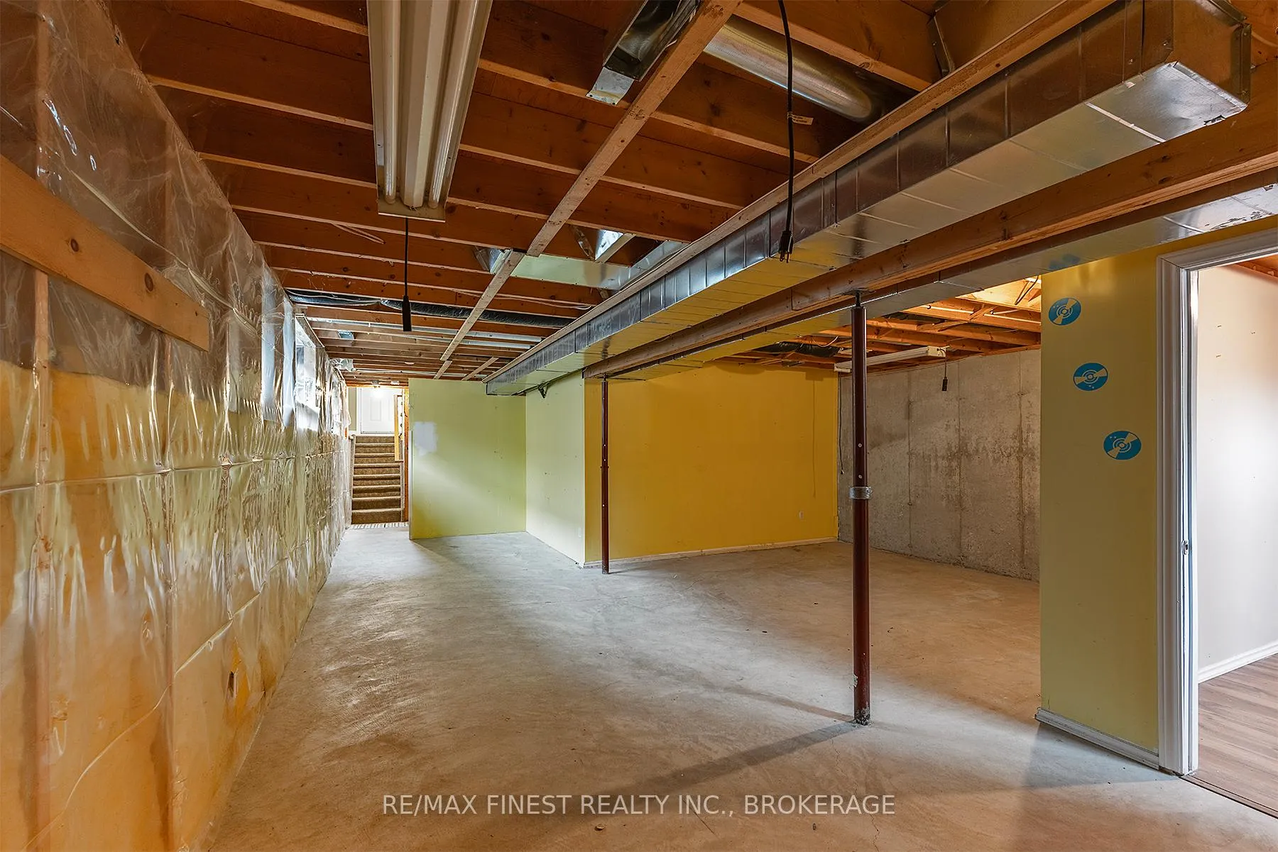 Photo 34 of 830 Peachwood Street, Kingston, City Northwest — HOMEH