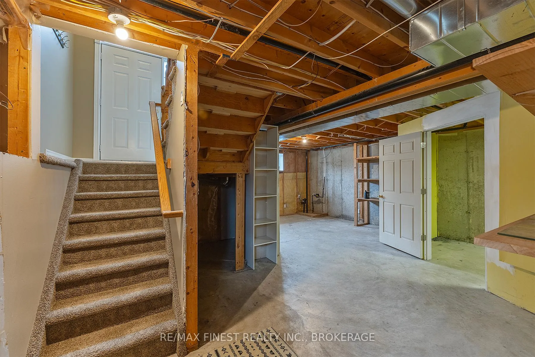 Photo 35 of 830 Peachwood Street, Kingston, City Northwest — HOMEH