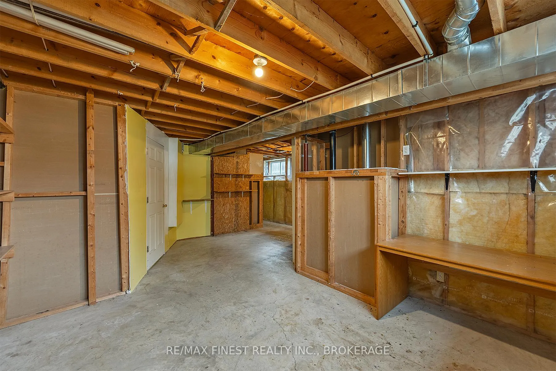 Photo 38 of 830 Peachwood Street, Kingston, City Northwest — HOMEH