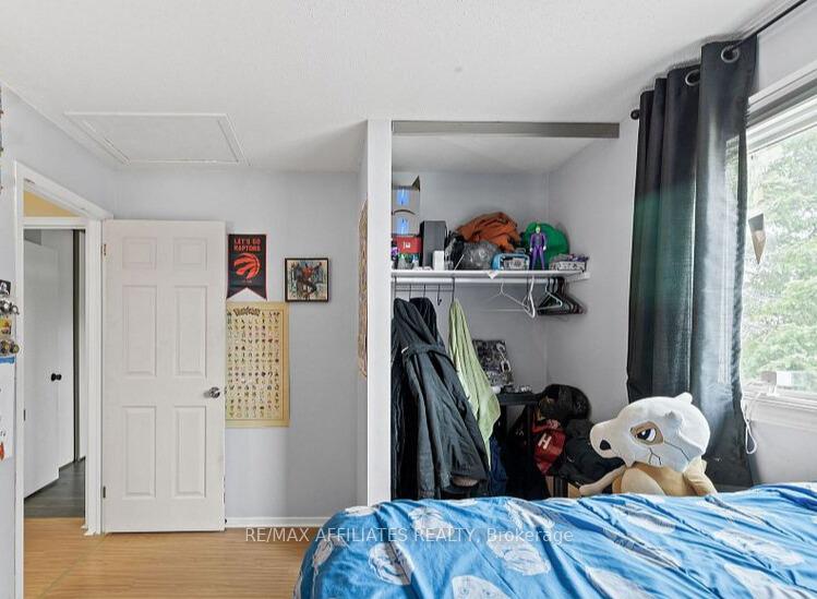 Photo 23 of 43 Bluegrass Drive, Ottawa, Kanata - Bridlewood — HOMEH
