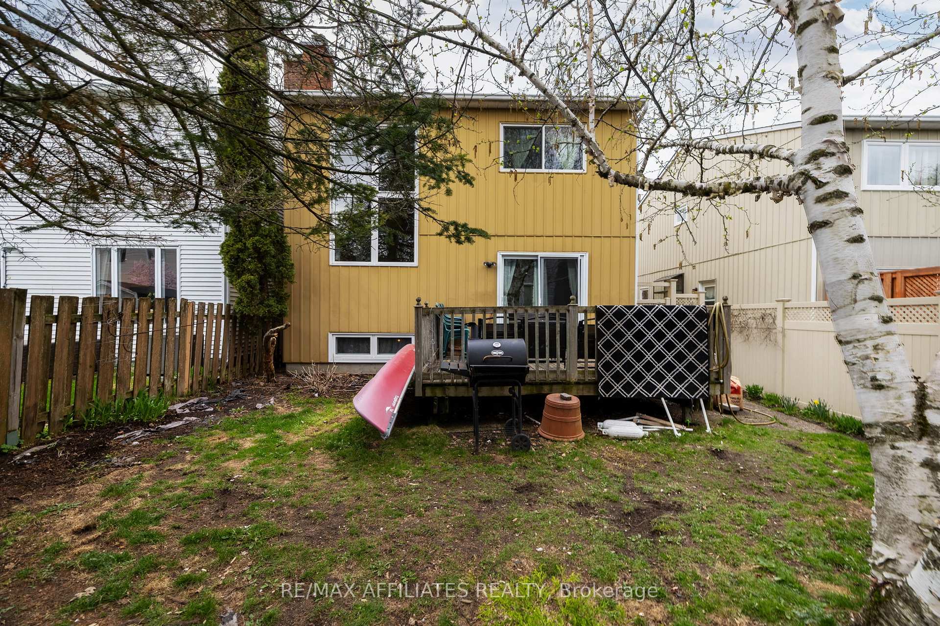 Photo 28 of 43 Bluegrass Drive, Ottawa, Kanata - Bridlewood — HOMEH
