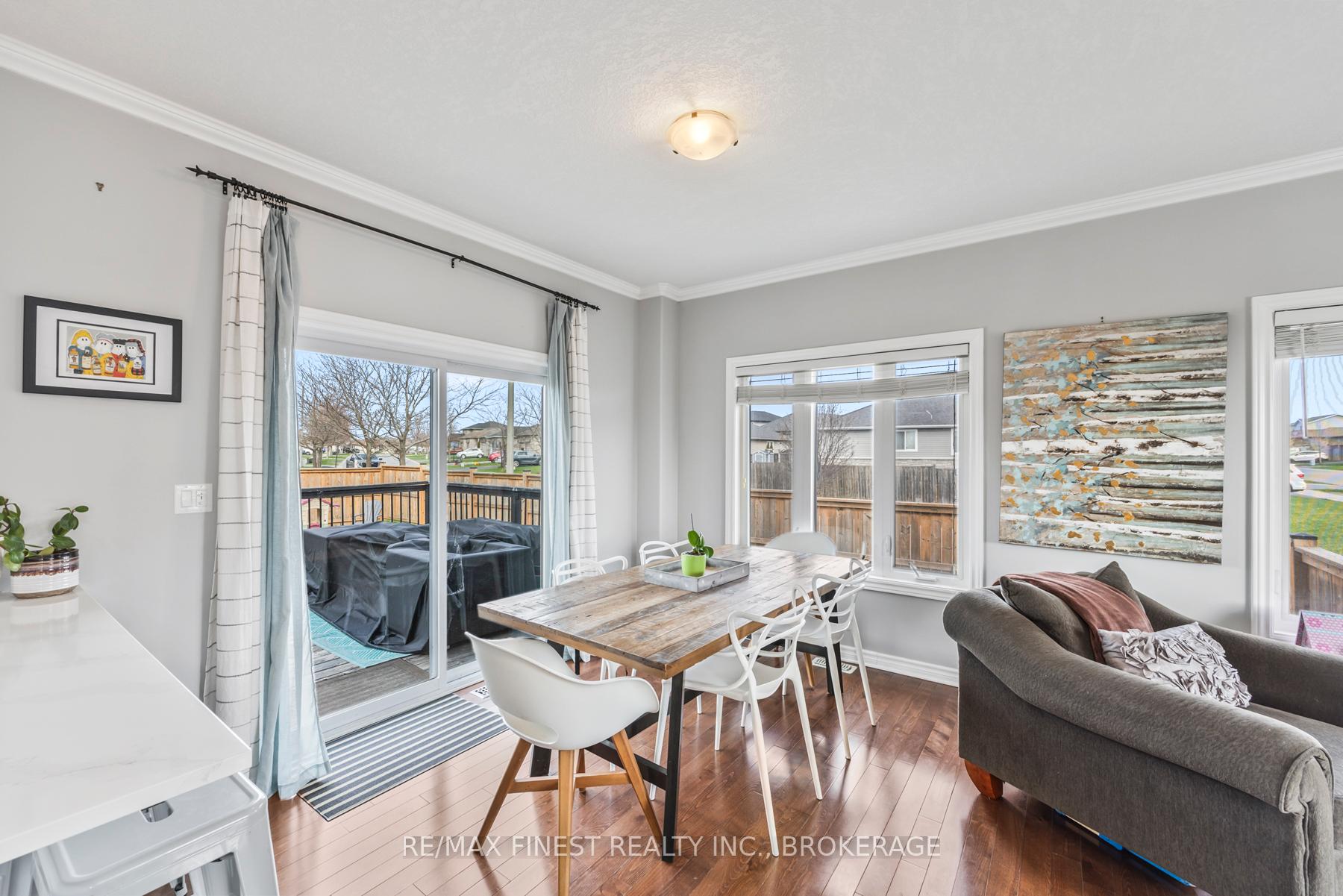 Photo 12 of 106 Connell Drive, Loyalist, Amherstview — HOMEH