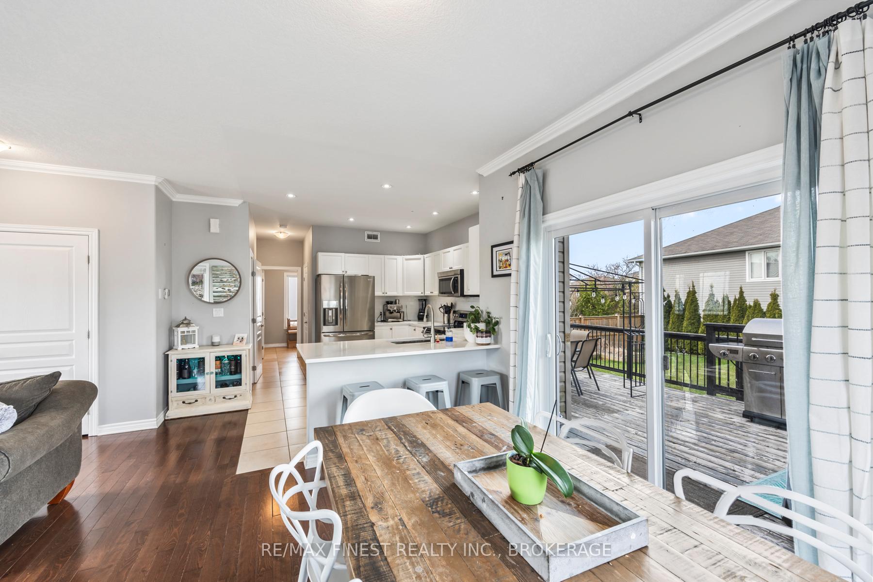 Photo 13 of 106 Connell Drive, Loyalist, Amherstview — HOMEH