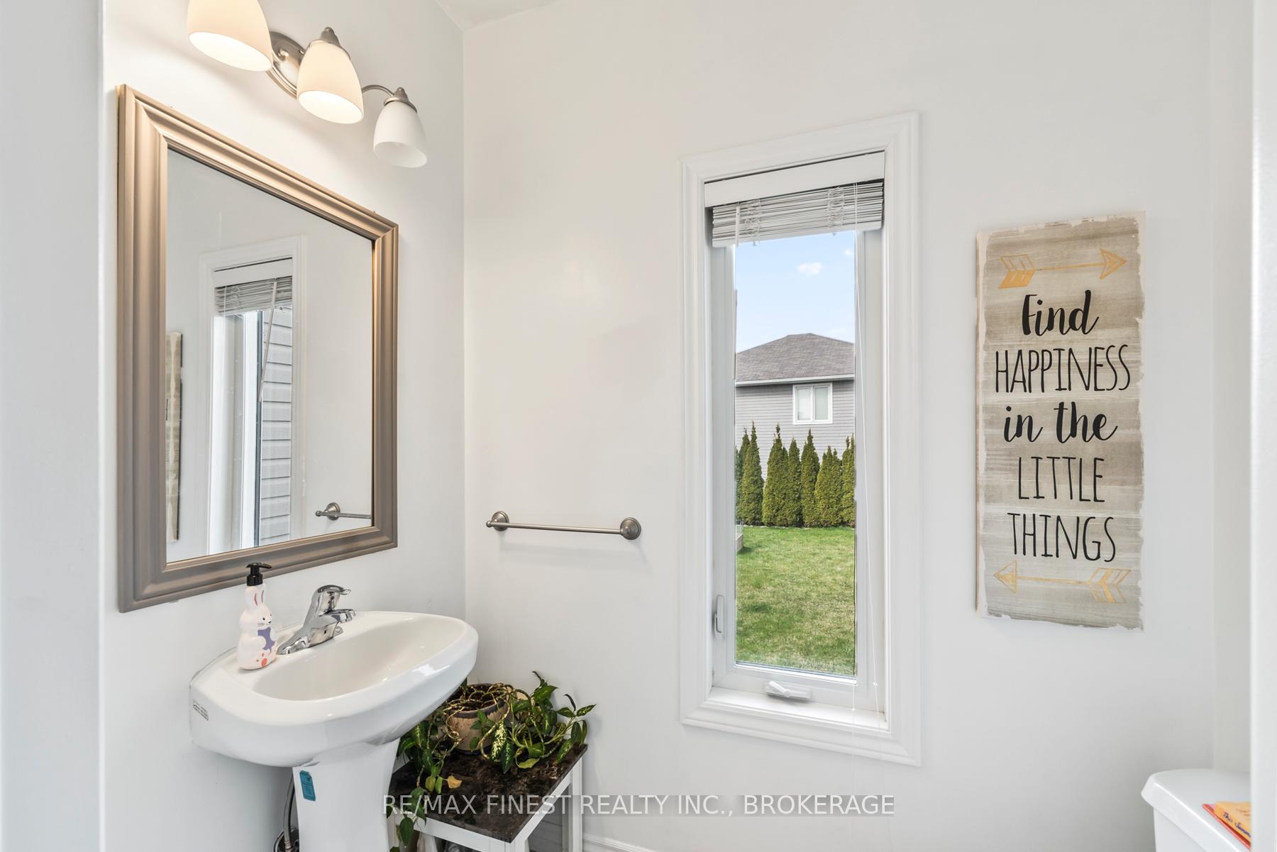 Photo 22 of 106 Connell Drive, Loyalist, Amherstview — HOMEH