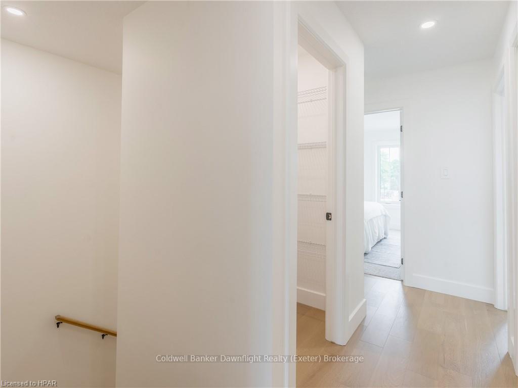 Photo 23 of Unit 34, 147 Scotts Drive, Lucan Biddulph, Lucan — HOMEH