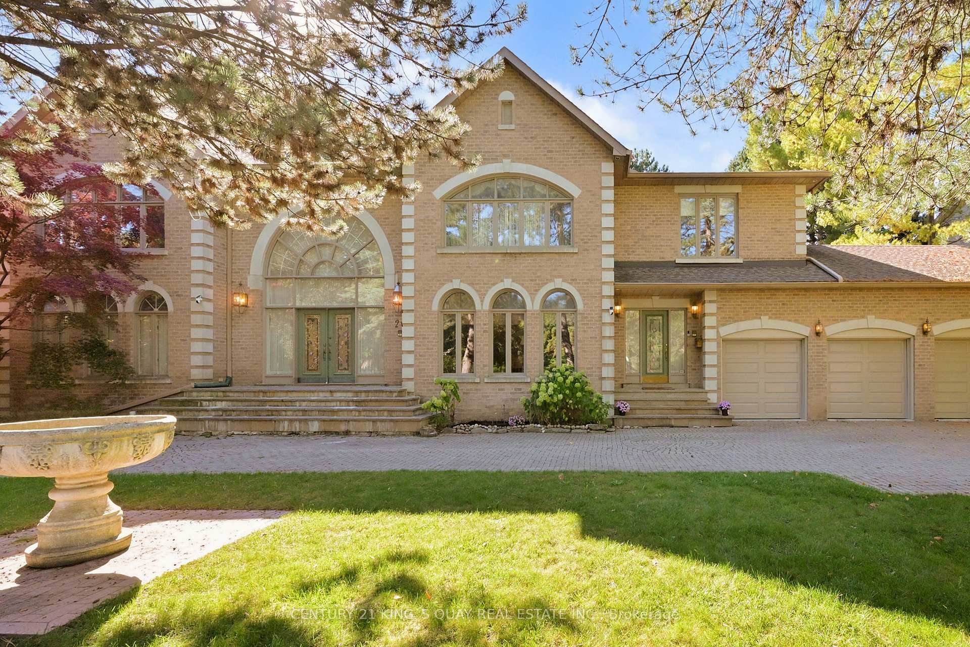 Photo 1 of 20 limcombe Drive, Markham, Bayview Glen — HOMEH