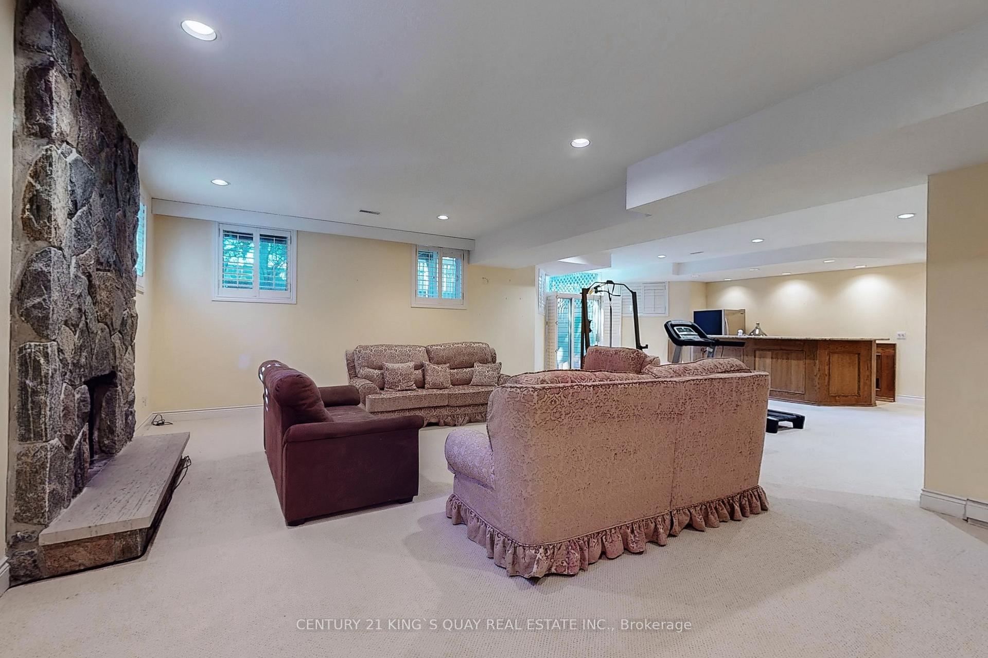 Photo 20 of 20 limcombe Drive, Markham, Bayview Glen — HOMEH