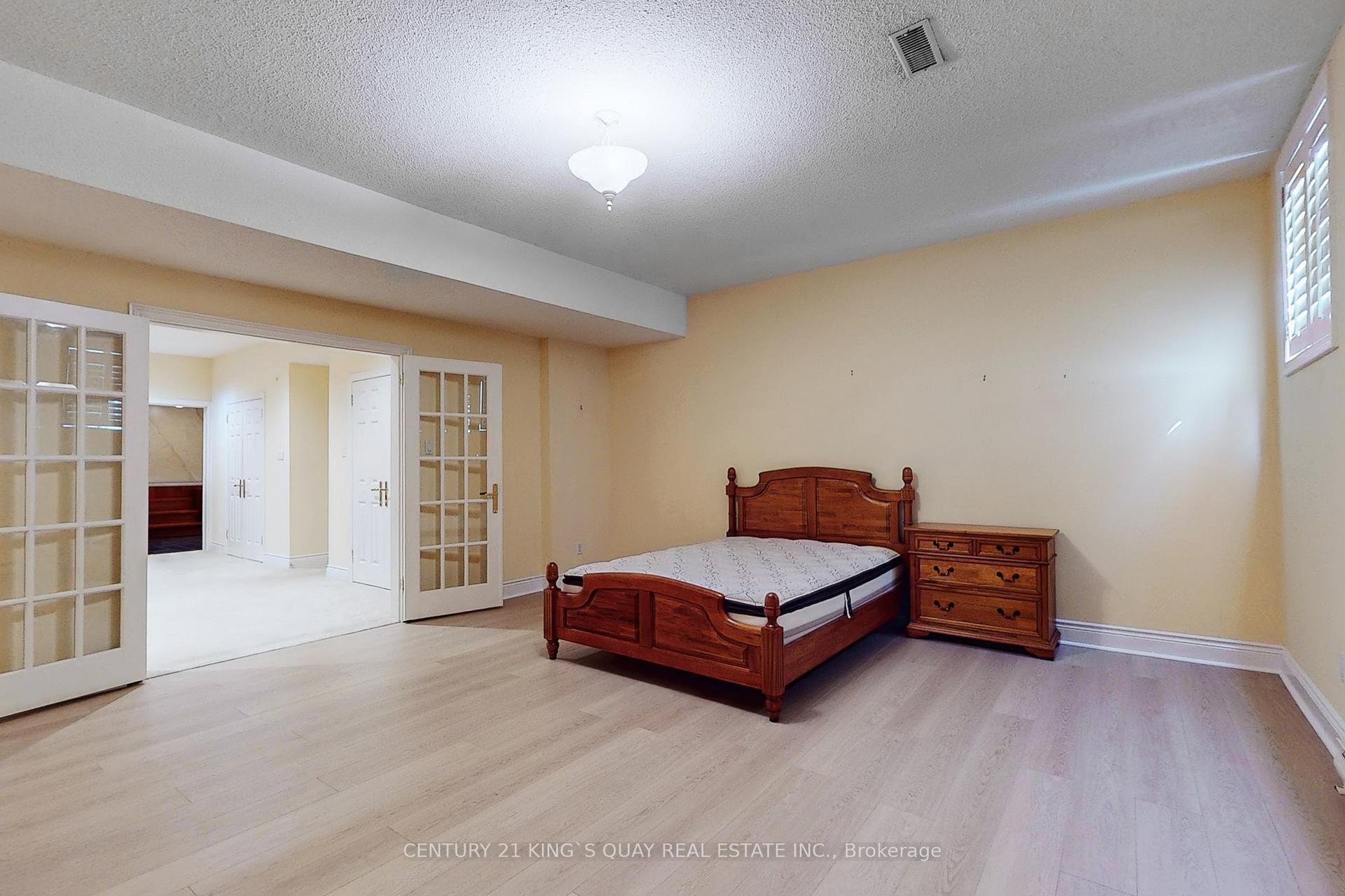 Photo 23 of 20 limcombe Drive, Markham, Bayview Glen — HOMEH