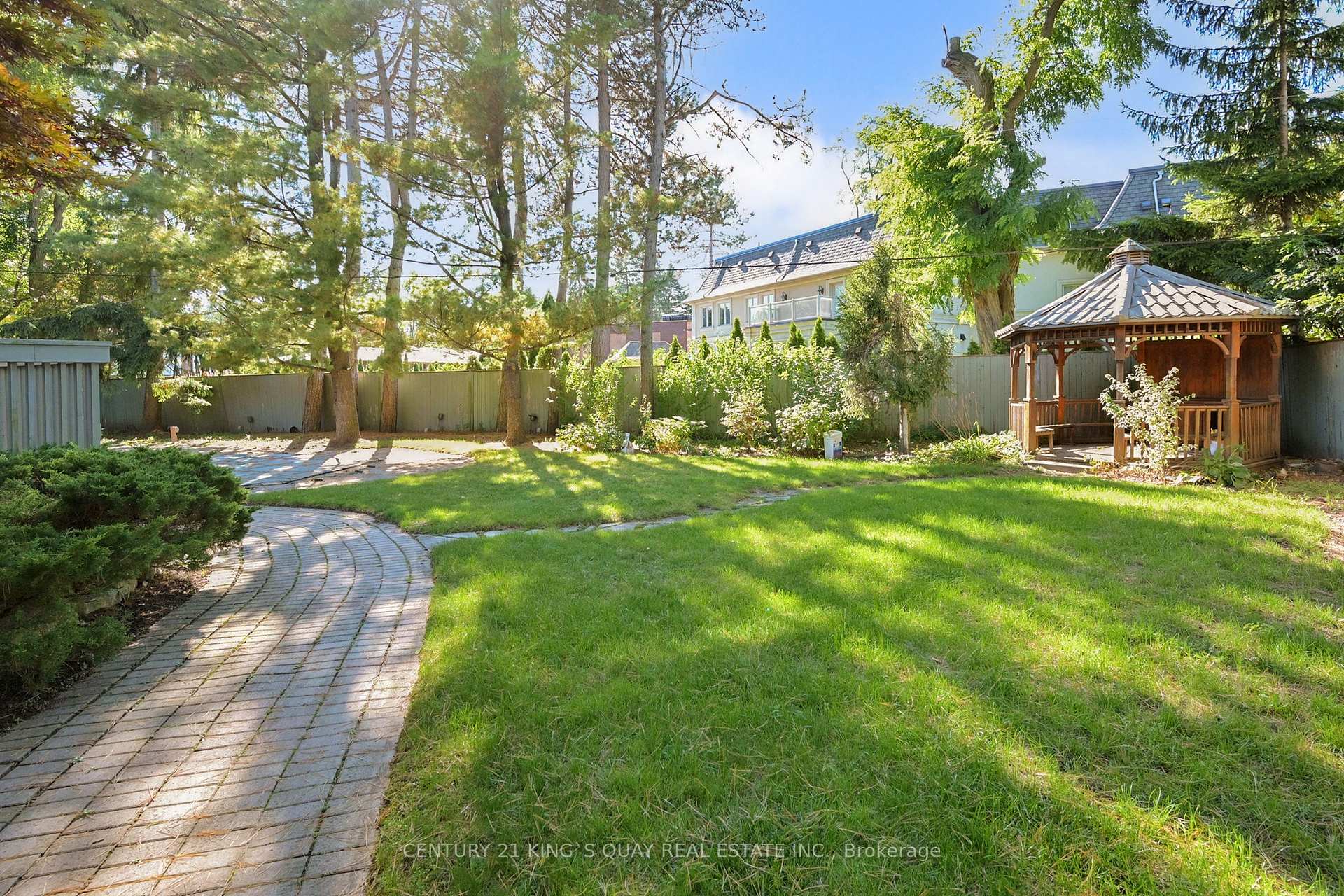 Photo 25 of 20 limcombe Drive, Markham, Bayview Glen — HOMEH