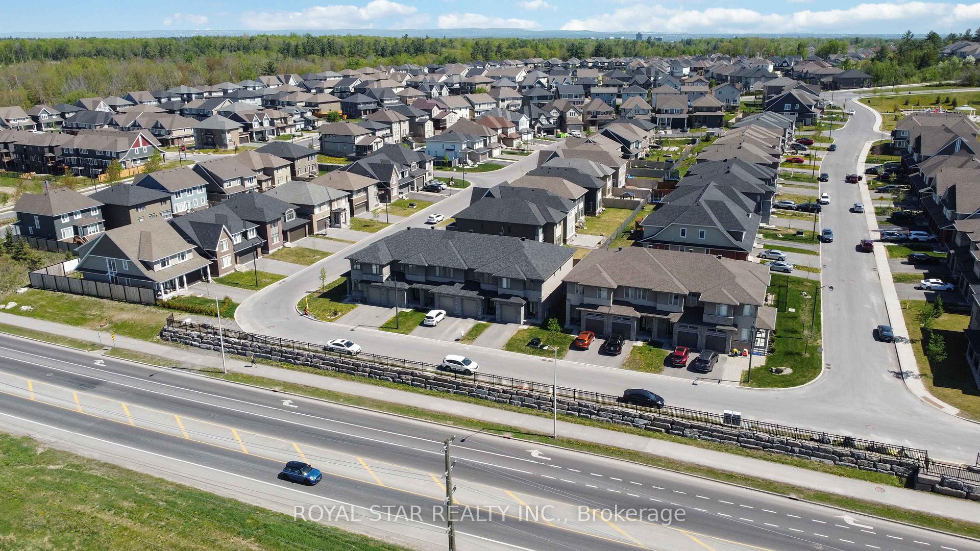 Photo 2 of 651 Gabriola Way, Ottawa, Kanata - Kanata Lakes/Heritage Hills — HOMEH