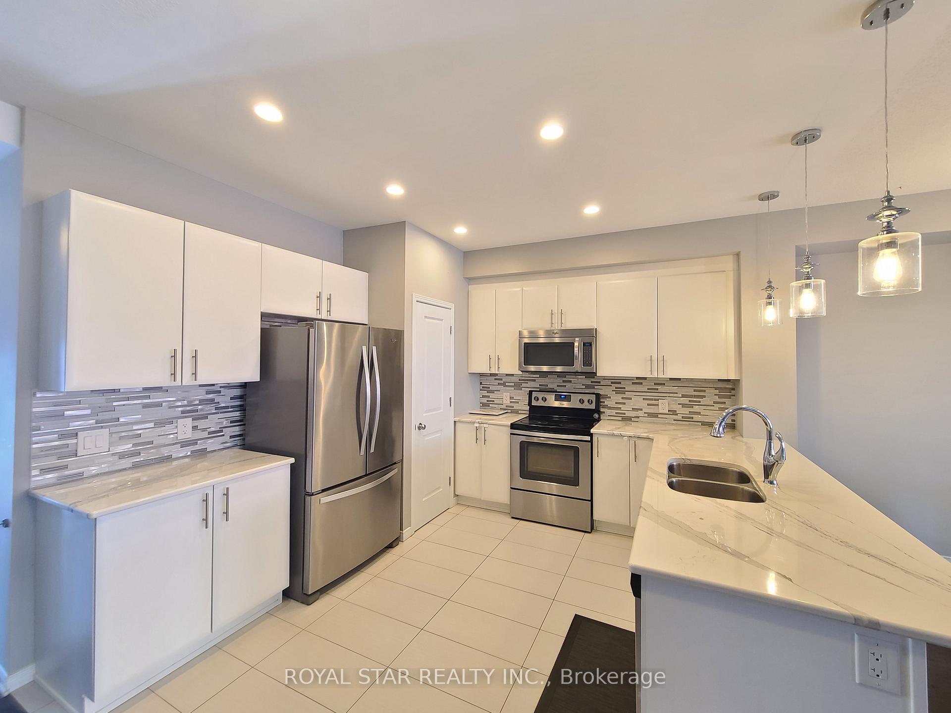 Photo 6 of 651 Gabriola Way, Ottawa, Kanata - Kanata Lakes/Heritage Hills — HOMEH