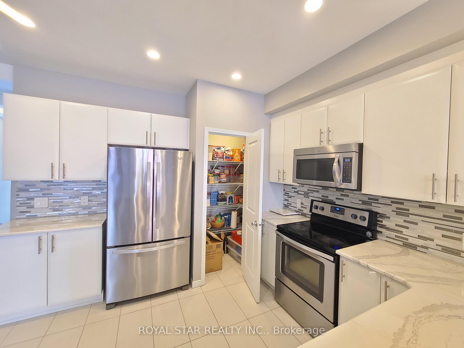 Photo 7 of 651 Gabriola Way, Ottawa, Kanata - Kanata Lakes/Heritage Hills — HOMEH