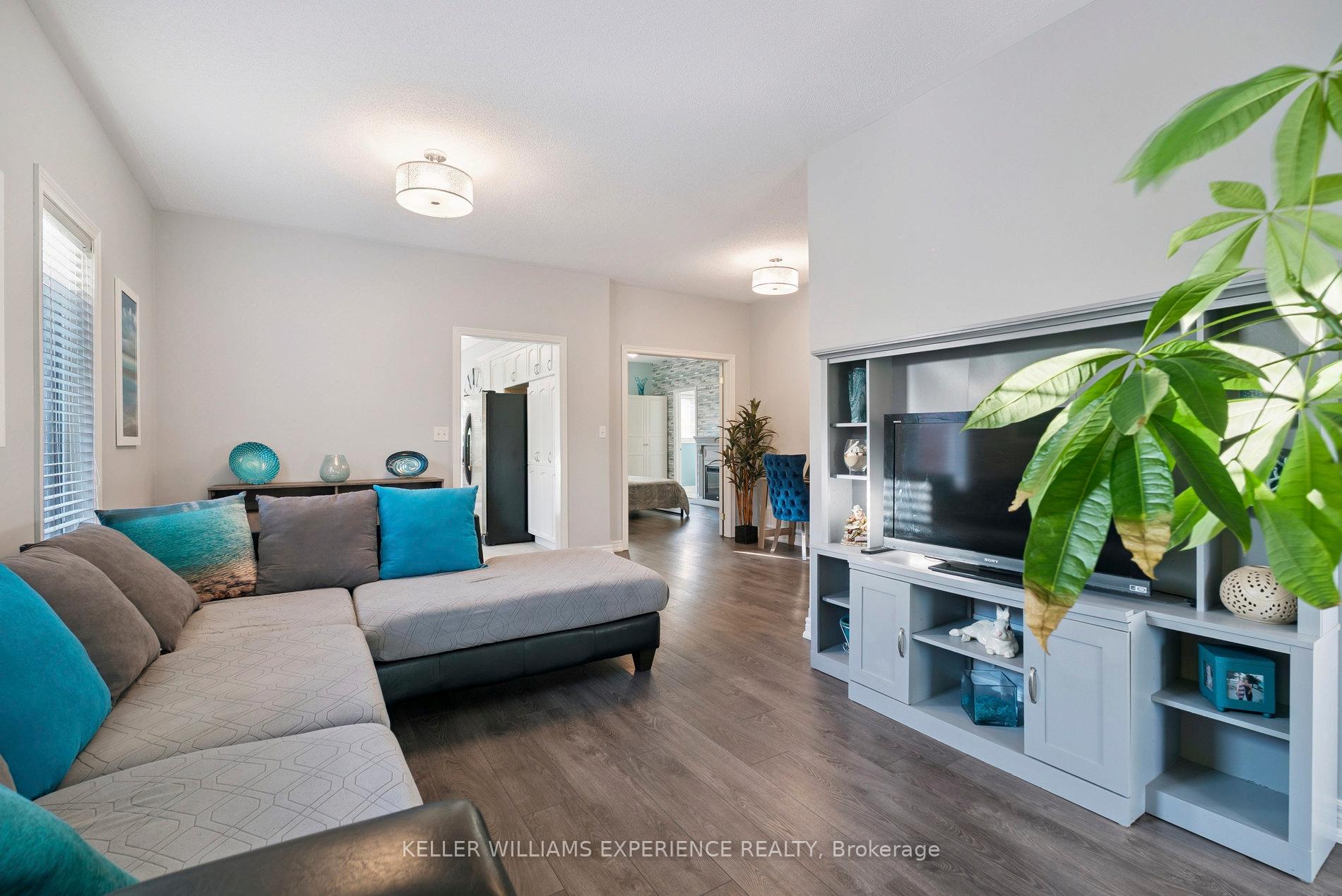 Photo 8 of 1288 Gina Street, Innisfil, Alcona — HOMEH