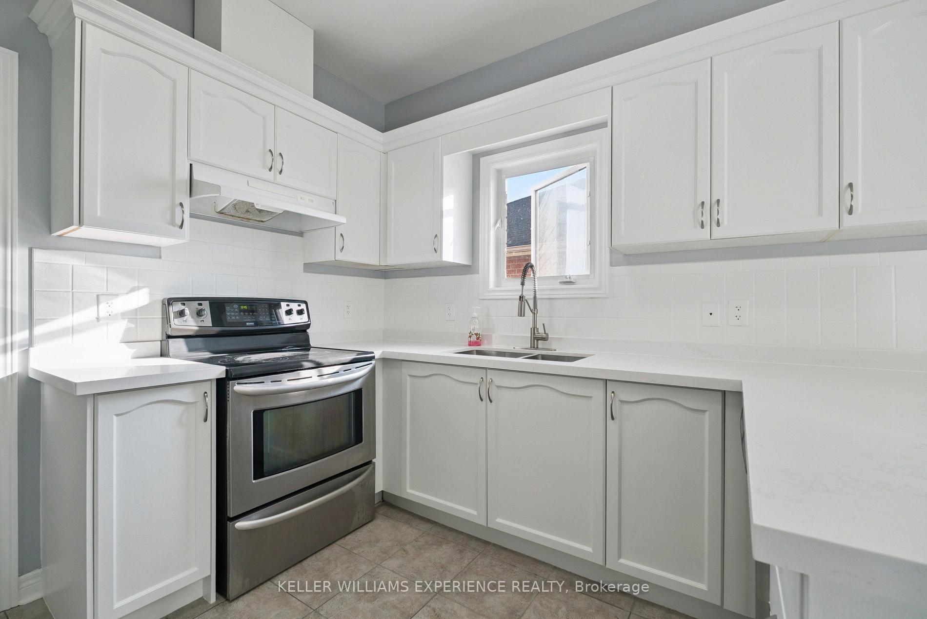 Photo 11 of 1288 Gina Street, Innisfil, Alcona — HOMEH