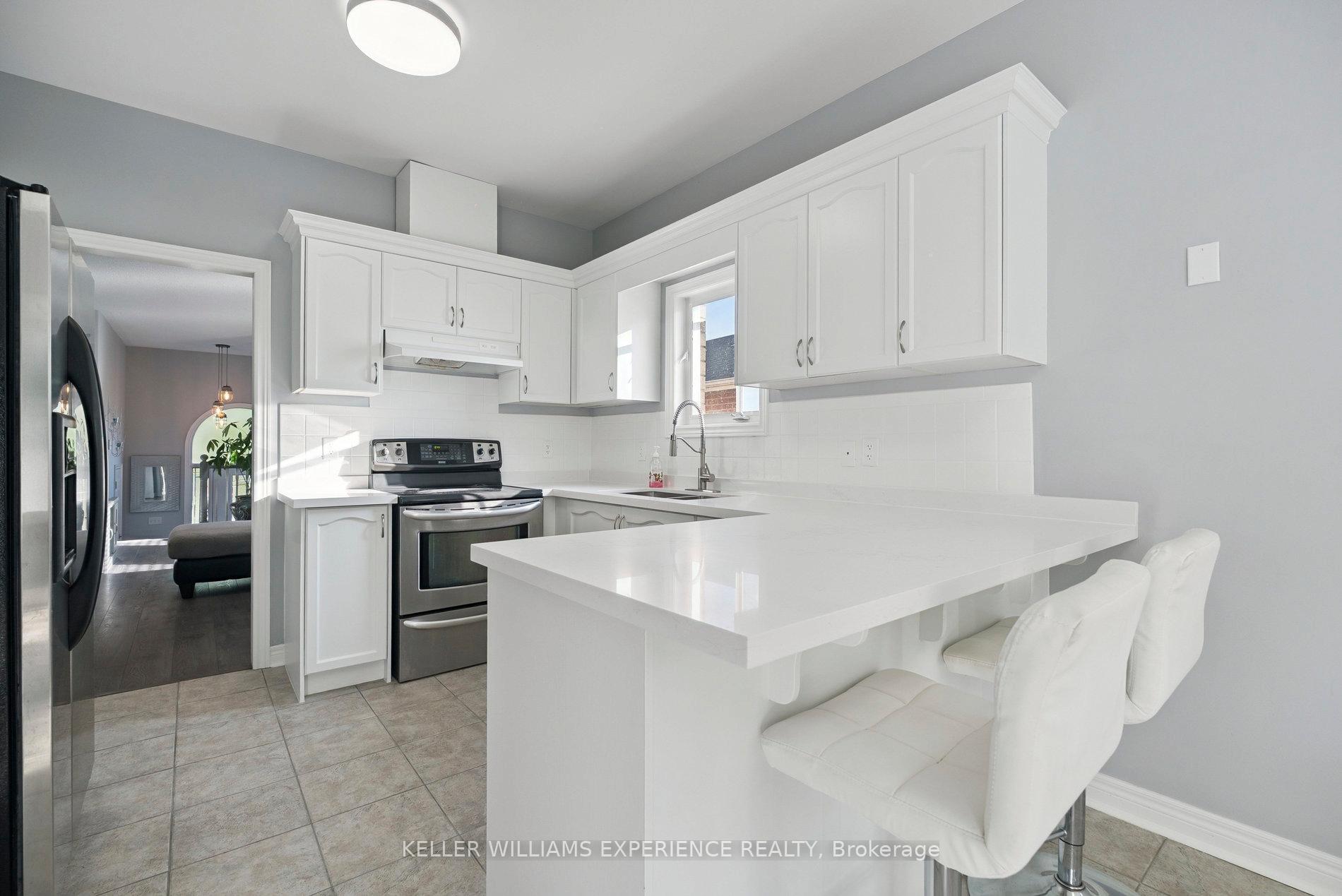 Photo 12 of 1288 Gina Street, Innisfil, Alcona — HOMEH
