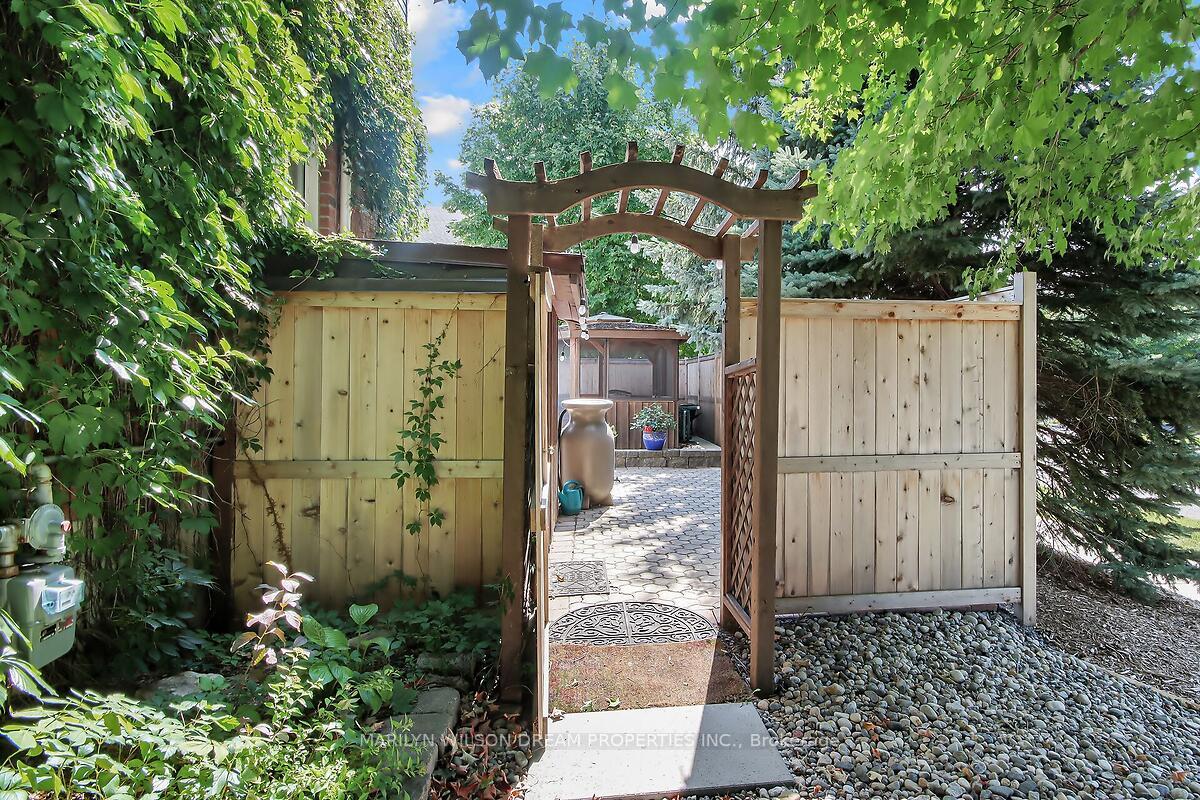 Photo 44 of 4 Nortoba Crescent, Ottawa, Kanata - Kanata Lakes/Heritage Hills — HOMEH