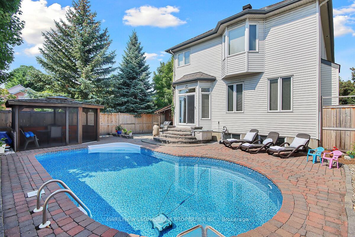 Photo 47 of 4 Nortoba Crescent, Ottawa, Kanata - Kanata Lakes/Heritage Hills — HOMEH