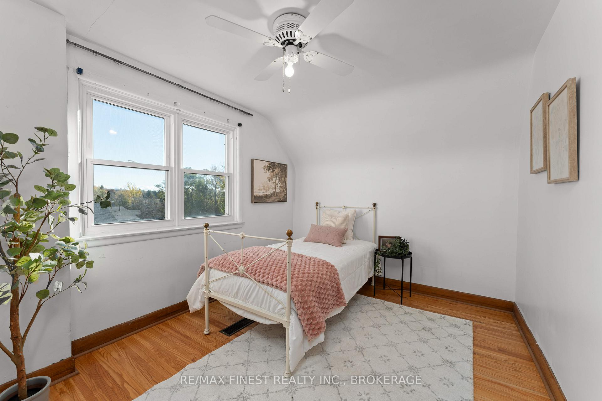 Photo 30 of 1761 Floyd Avenue, Kingston, City North of 401 — HOMEH