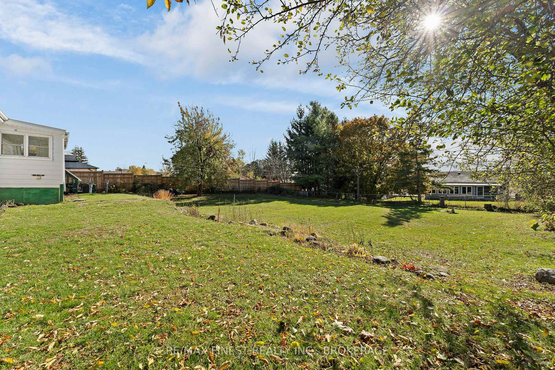 Photo 43 of 1761 Floyd Avenue, Kingston, City North of 401 — HOMEH