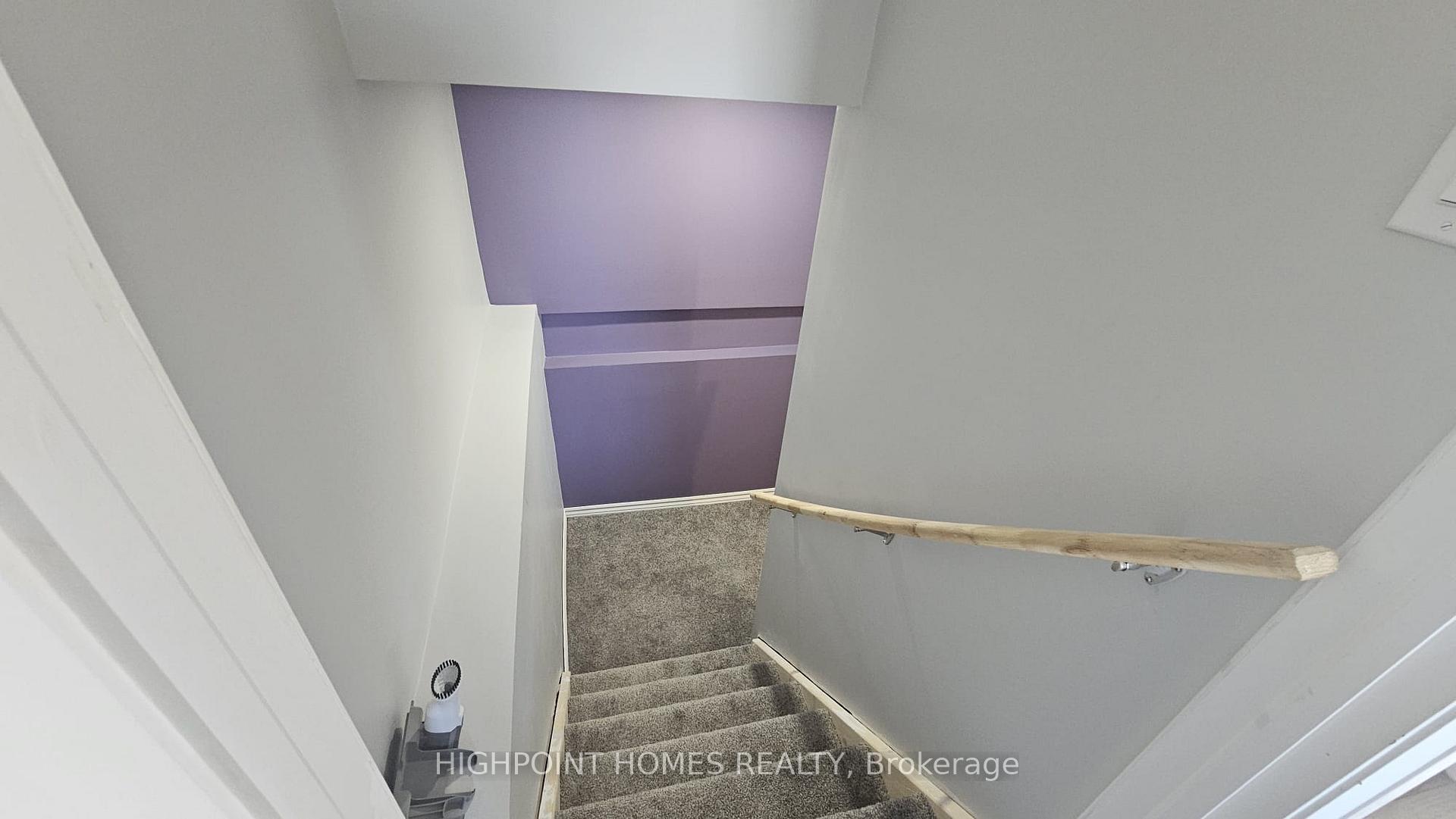 Photo 3 of 334 Valencia Avenue, Kitchener — HOMEH