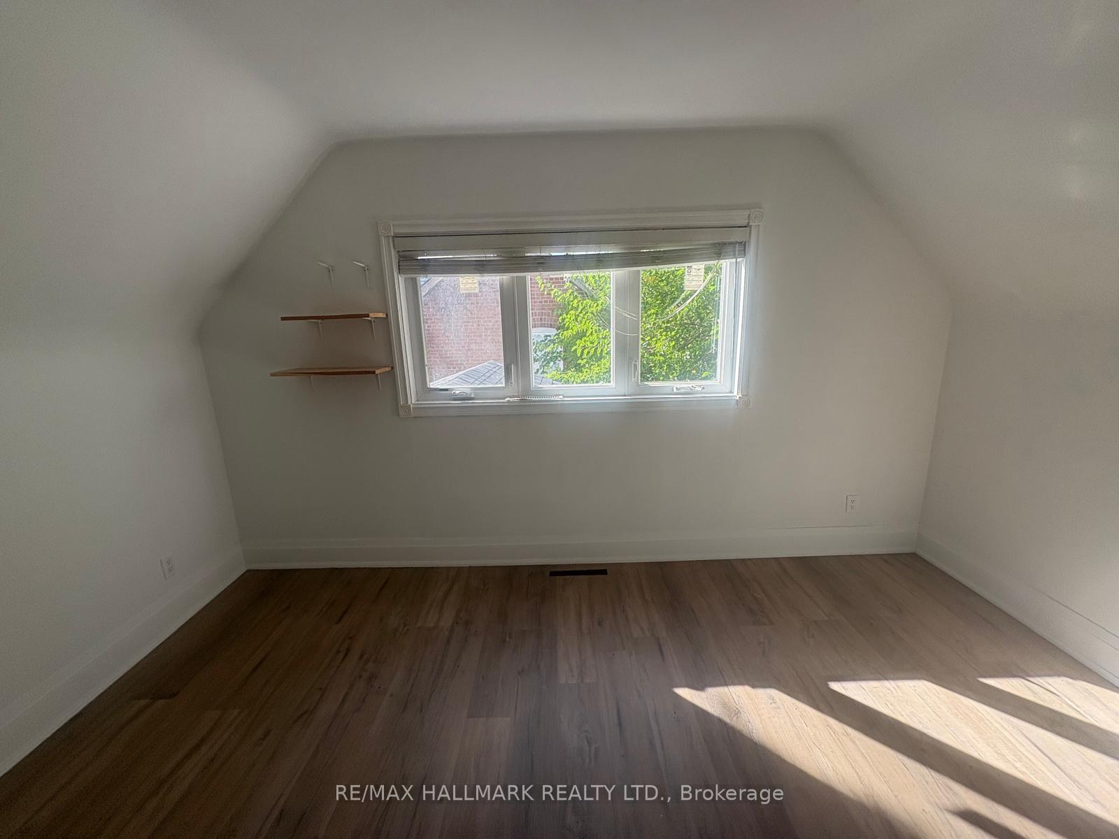 Photo 20 of 18 Woodward Avenue, Markham, Grandview — HOMEH