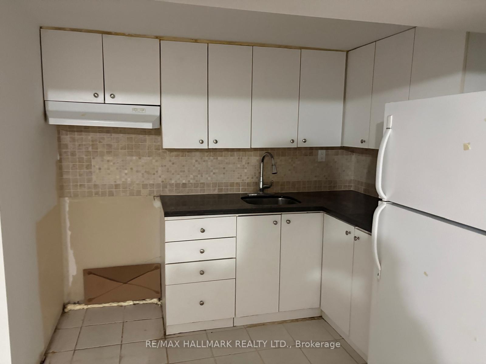 Photo 23 of 18 Woodward Avenue, Markham, Grandview — HOMEH