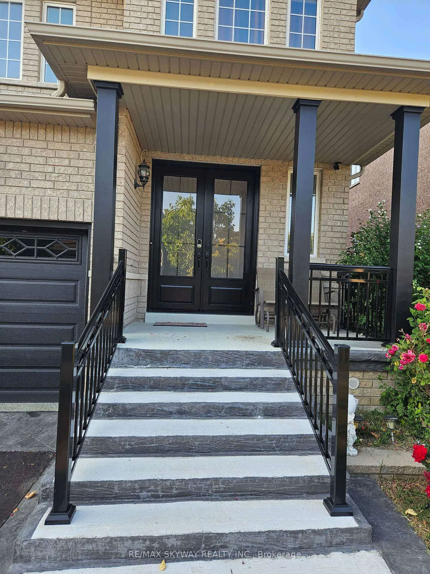 Photo 3 of 34 Terrance Drive, Markham, Box Grove — HOMEH