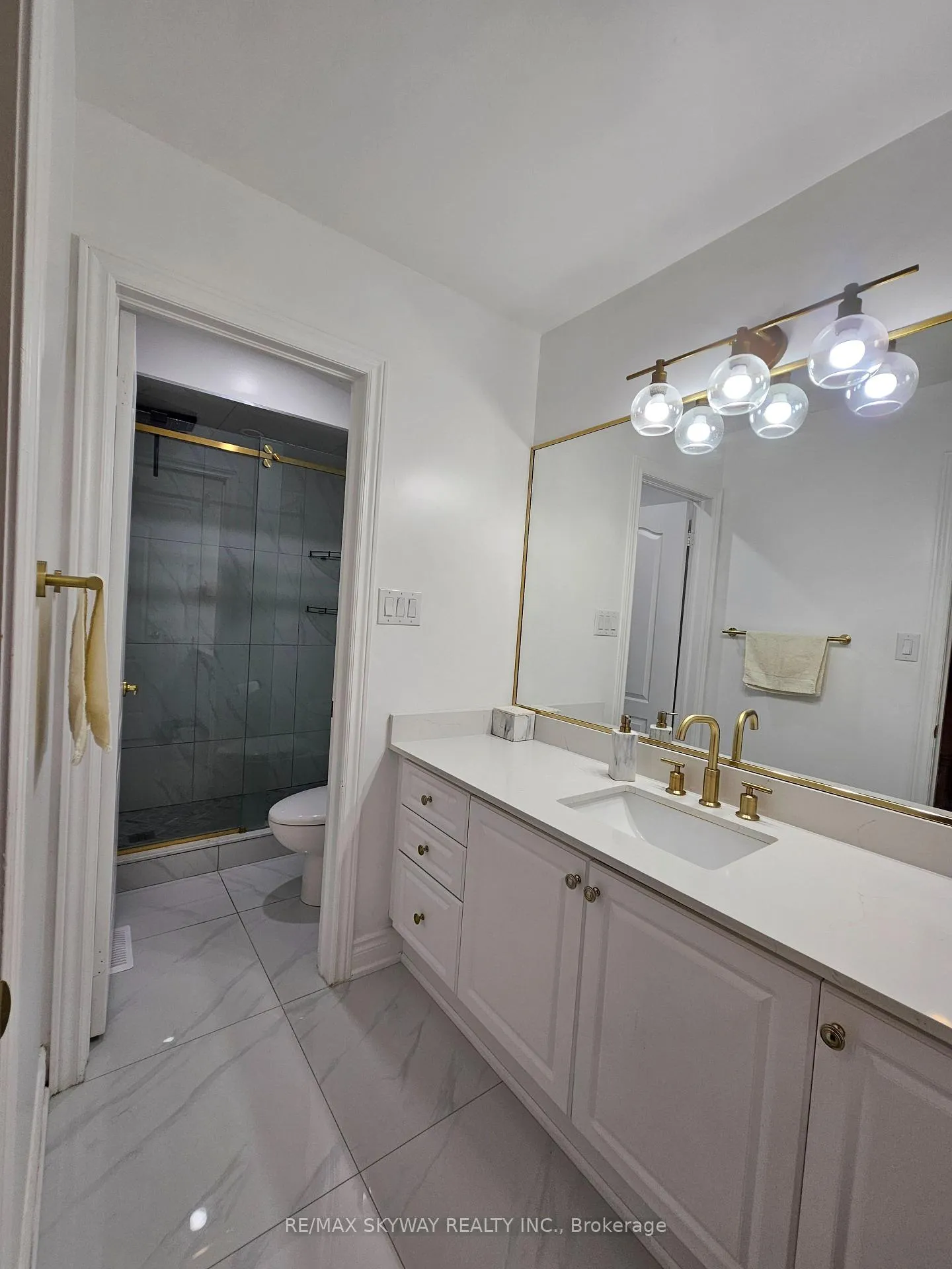 Photo 19 of 34 Terrance Drive, Markham, Box Grove — HOMEH