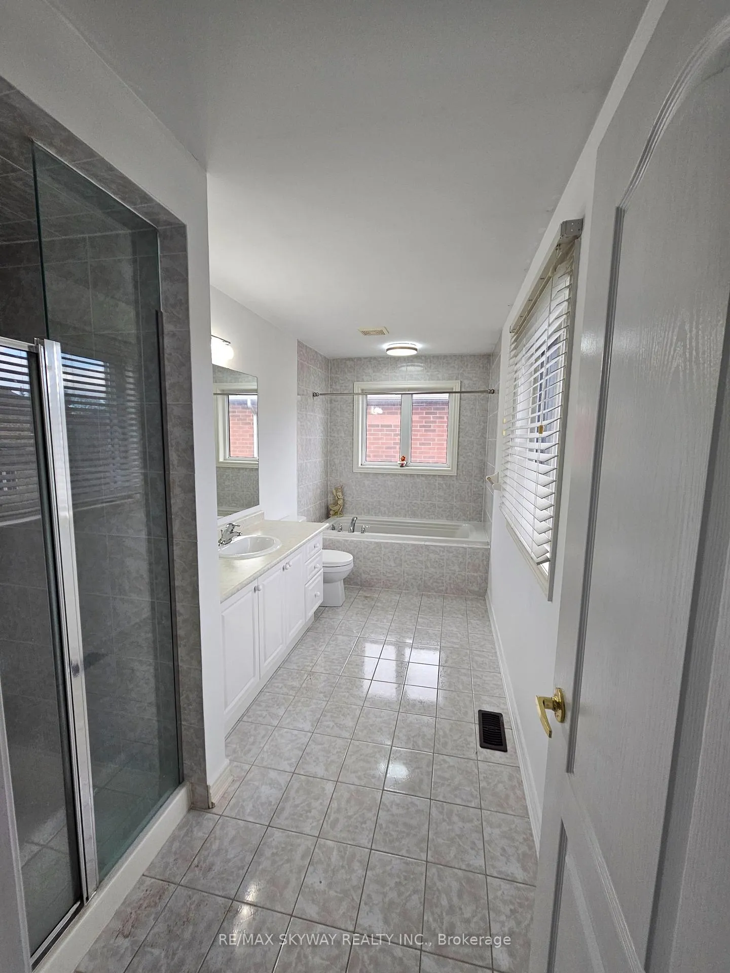 Photo 20 of 34 Terrance Drive, Markham, Box Grove — HOMEH
