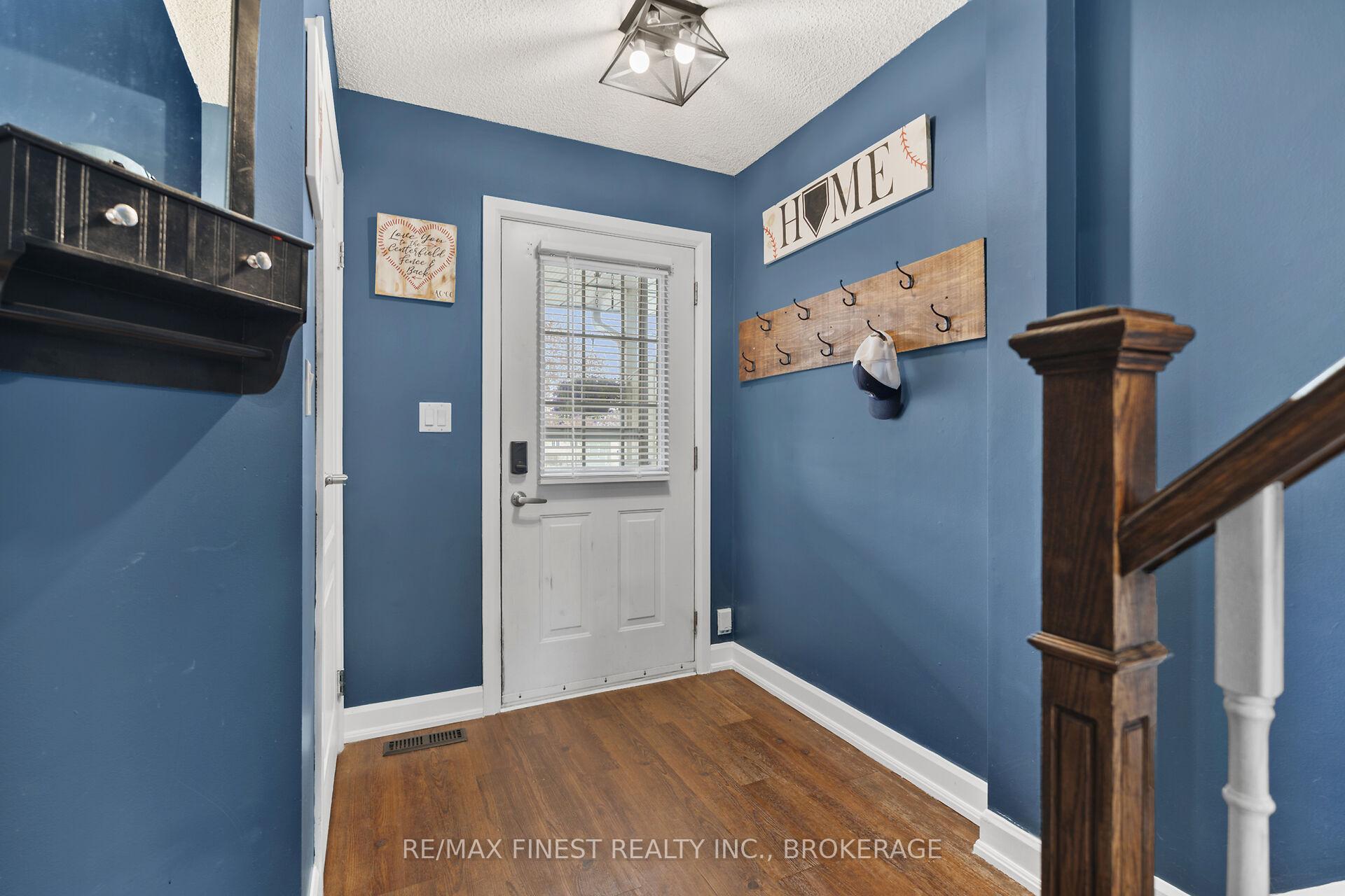 Photo 5 of 103 Davey Crescent, Loyalist, Amherstview — HOMEH