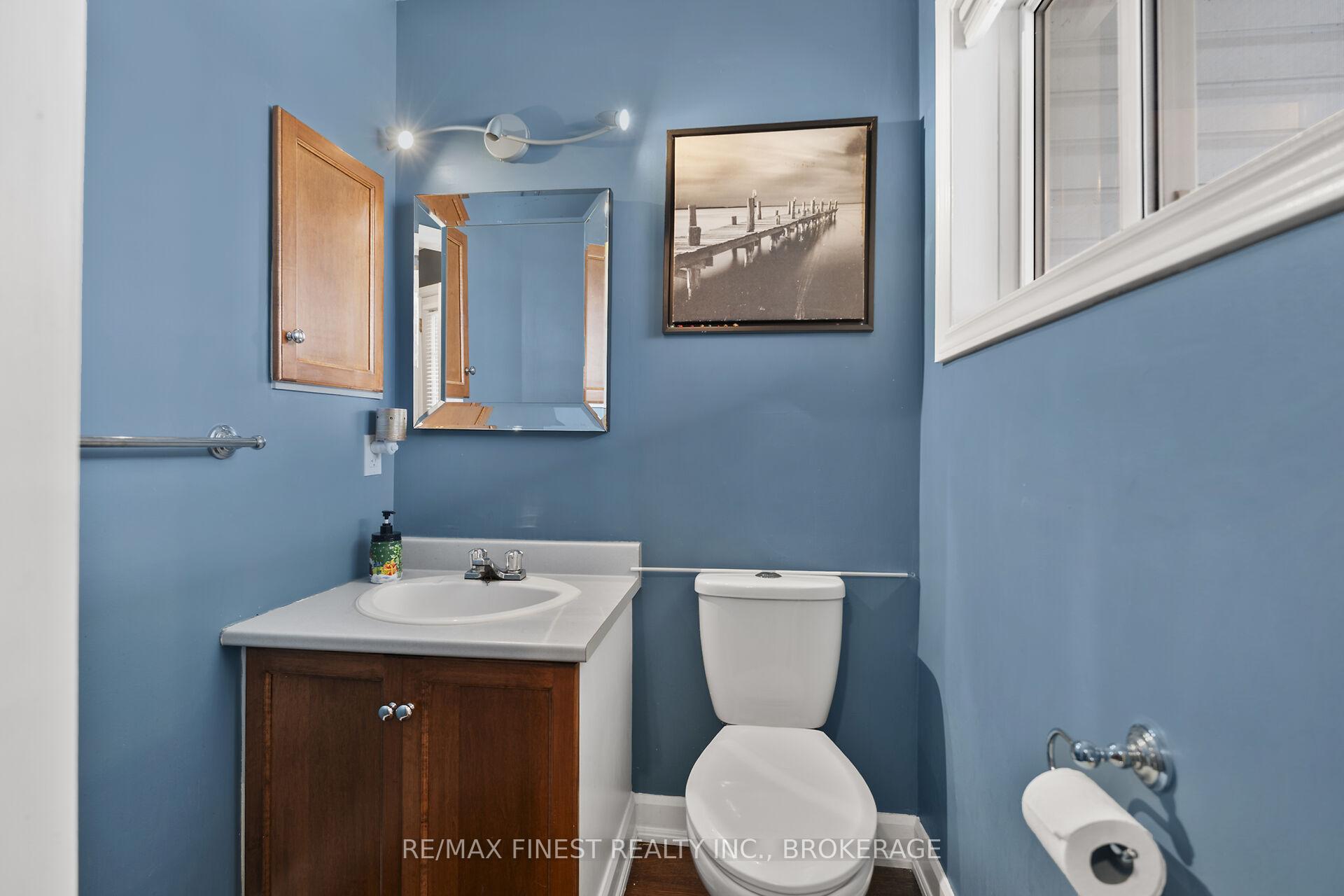 Photo 17 of 103 Davey Crescent, Loyalist, Amherstview — HOMEH